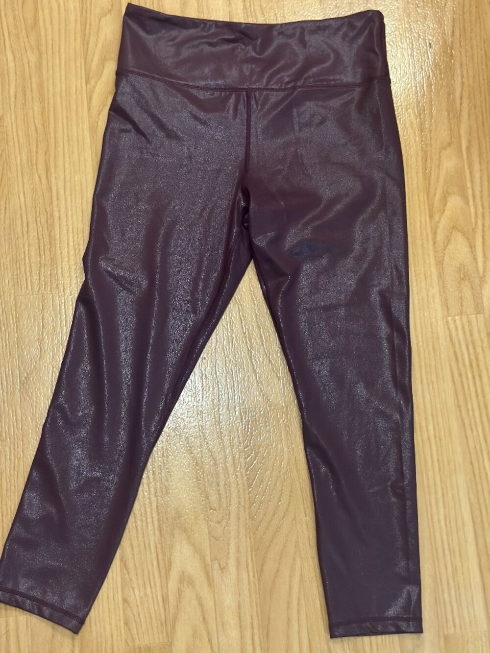 Zyia Metallic Pocket Light n Tight 7/8 leggings